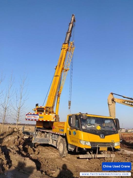 Buy XCMG QY25KC Used Crane / 1